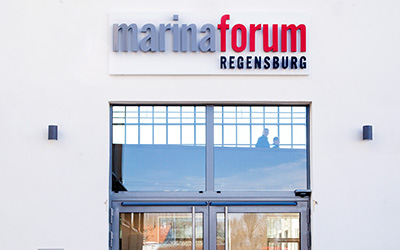 Marina Forum Regensburg Eingang